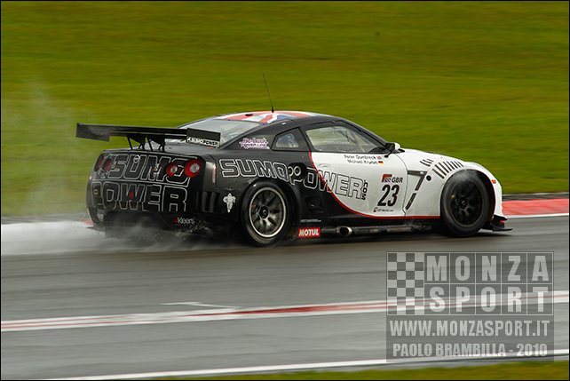 100829pb_nurburgring_fiagt_17.jpg