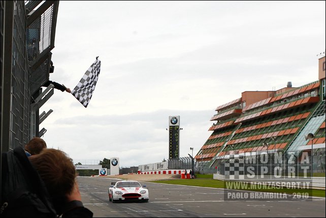 100829pb_nurburgring_fiagt_42.jpg