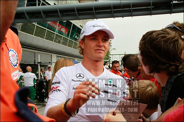 100912pb_monza_f1gp_05.jpg