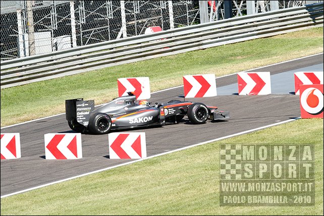 100912pb_monza_f1gp_24.jpg