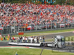 100912pb_monza_f1gp_27.jpg