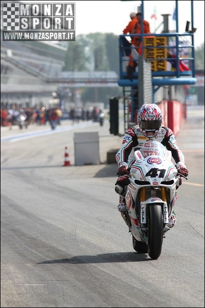 110508_sbk_monza_sab-dom_race_ 023.JPG