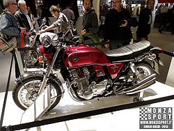 131109_eicma_20131119_1060320425.jpeg