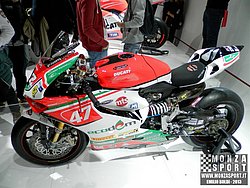 131109_eicma_20131119_1820304247.jpeg