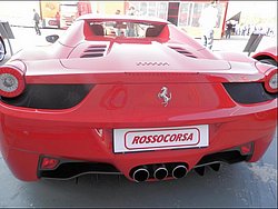 ferrari_challenge_weekend_20140413_1258552442.jpg