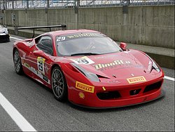 ferrari_challenge_weekend_20140413_1439848567.jpg