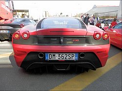 ferrari_challenge_weekend_20140413_1641302620.jpg