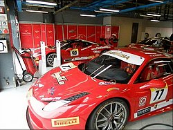 ferrari_challenge_weekend_20140413_1811022620.jpg