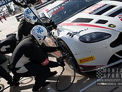 silverstone_blancpain_endurance_series_20140527_1132410270.jpg