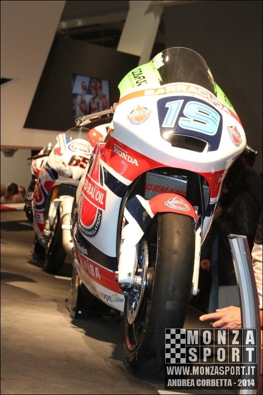 eicma_2014_20141118_1508074990.jpg