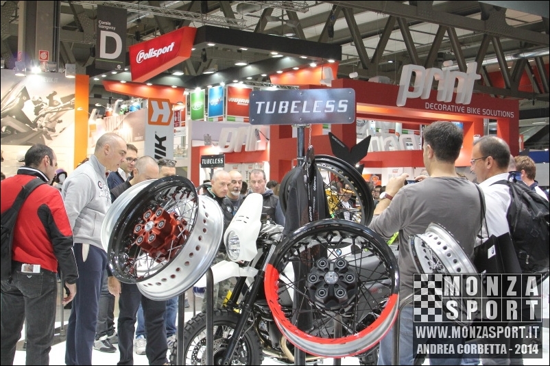 eicma_2014_20141118_1852430347.jpg