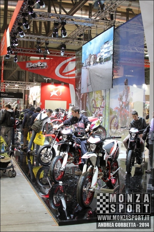 eicma_2014_20141118_2036634419.jpg