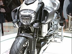 eicma_2014_20141118_1134340266.jpg