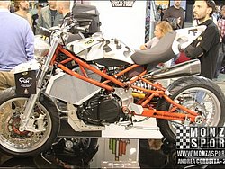 eicma_2014_20141118_1387426611.jpg