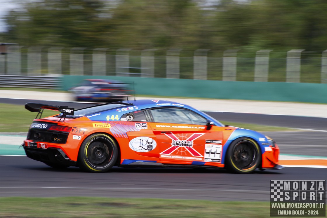 20240912_monza_gt4_18.jpg