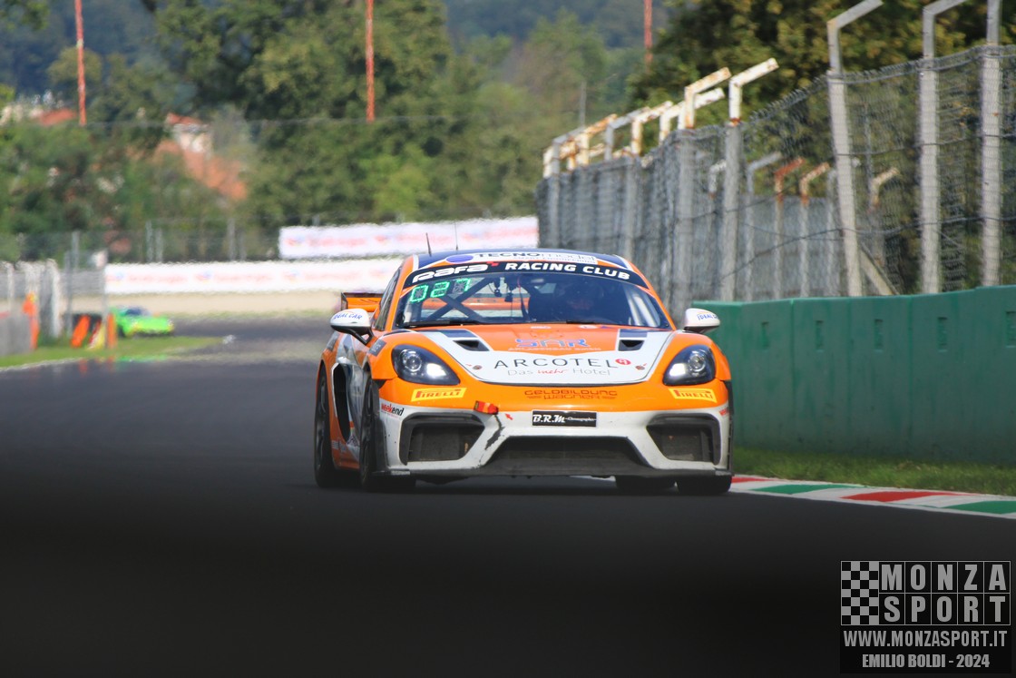 20240912_monza_gt4_31.jpg