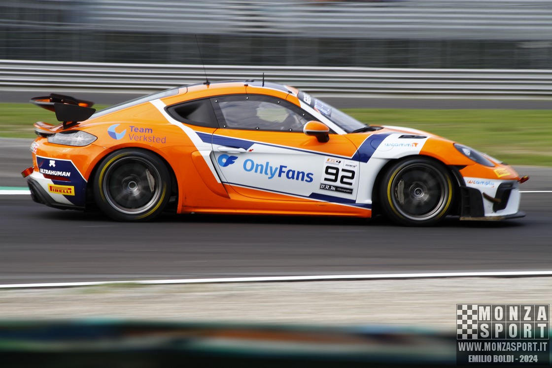 20240912_monza_gt4_5.jpg