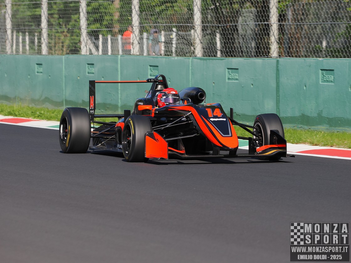 250413_monza_formula2000_topjet_5.jpg
